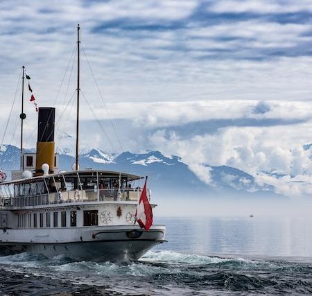 Gourmet cruise on Lake Neuchâtel